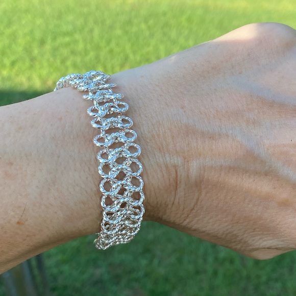 Platinum tone thick knotted chain bracelet 7 inch - Picture 2 of 13